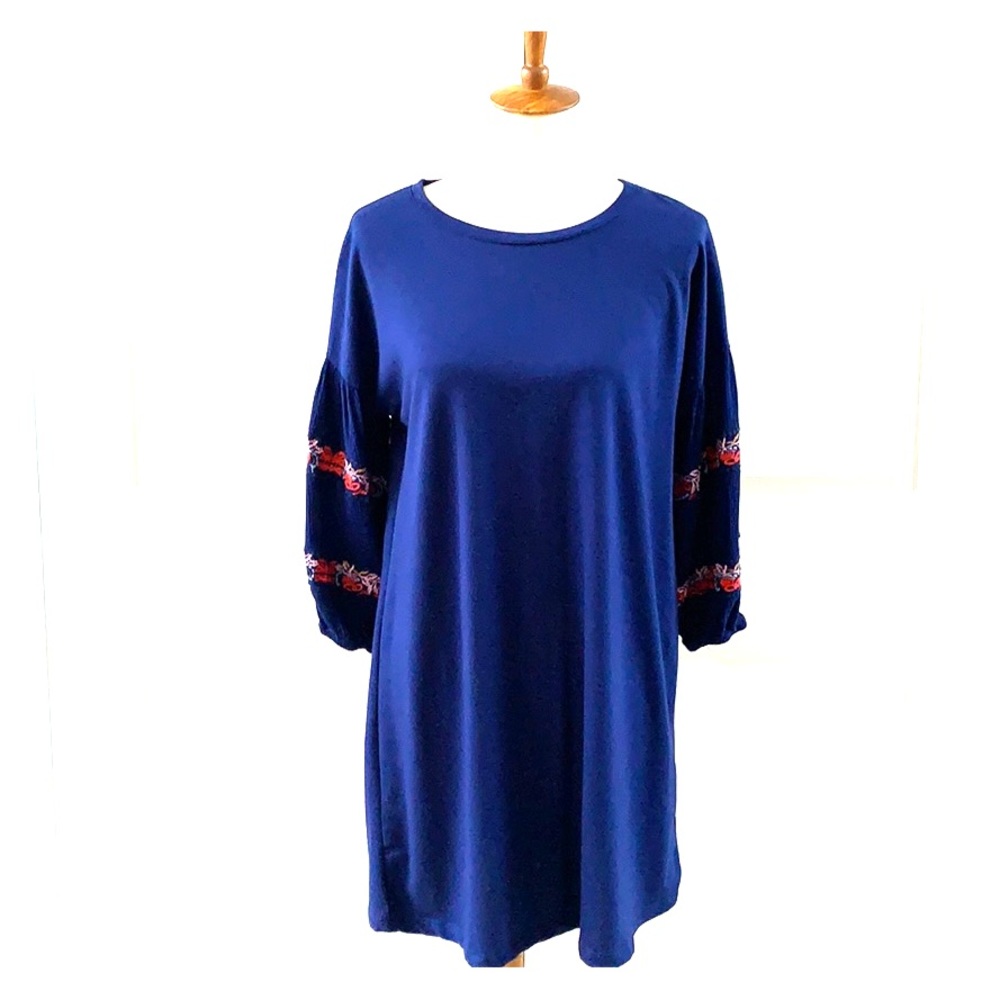 Navy embroidered Shift Dress